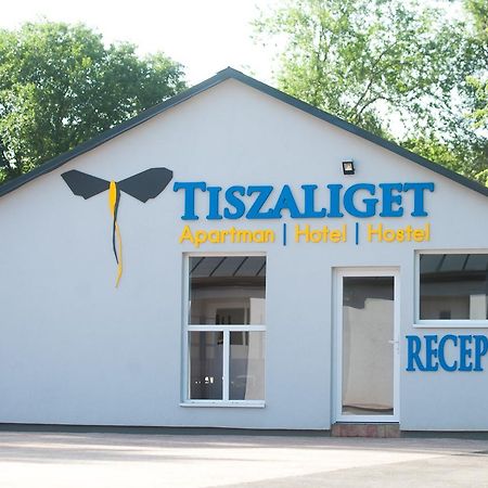 Tiszaliget Apartman Es Szallo Ζολνοκ Εξωτερικό φωτογραφία