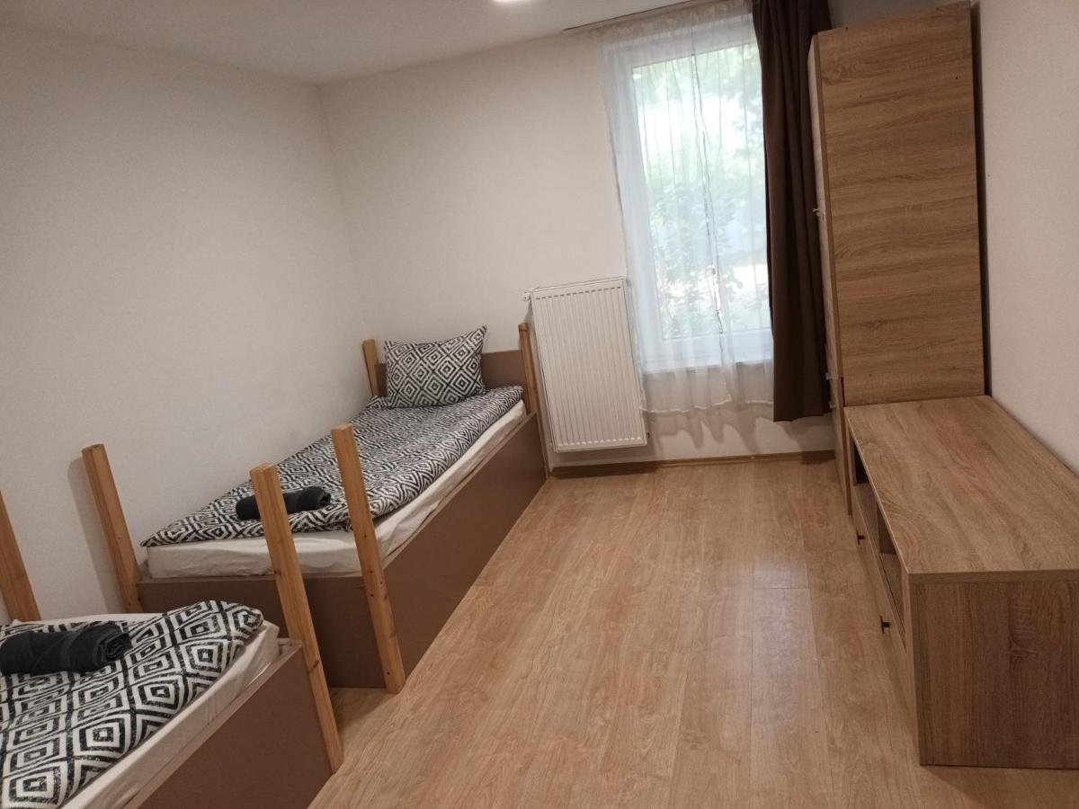 Tiszaliget Apartman Es Szallo Ζολνοκ Εξωτερικό φωτογραφία