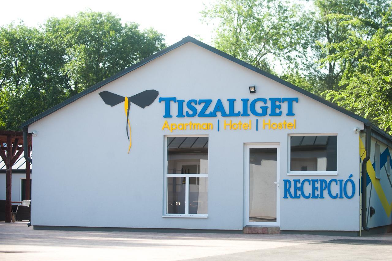 Tiszaliget Apartman Es Szallo Ζολνοκ Εξωτερικό φωτογραφία